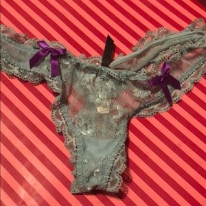 VS sexy little thing size M 🐥⭐️💫